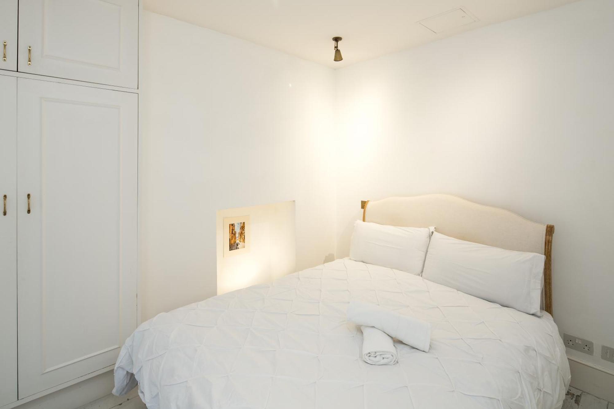 Ferienwohnung Charming 2-Bed Flat In The Heart Of Nottinghill - Steps From Portobello Rd Market And Nottinghill Bookshop London Exterior foto