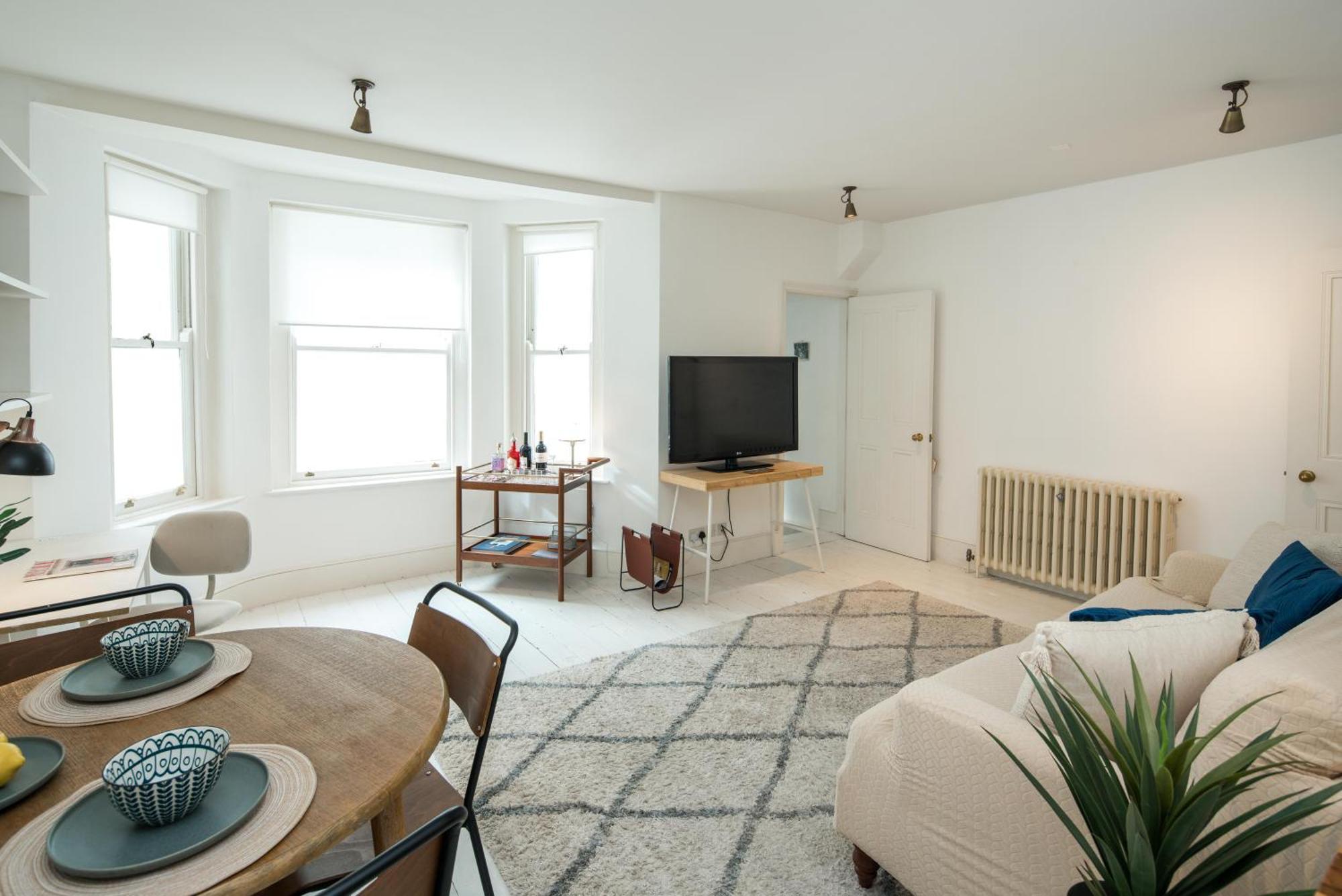 Ferienwohnung Charming 2-Bed Flat In The Heart Of Nottinghill - Steps From Portobello Rd Market And Nottinghill Bookshop London Exterior foto